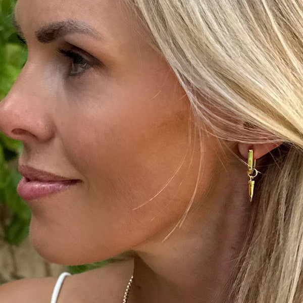 Auree x @theeditbutton Gold Rectangular Hoops with Pointed Drops