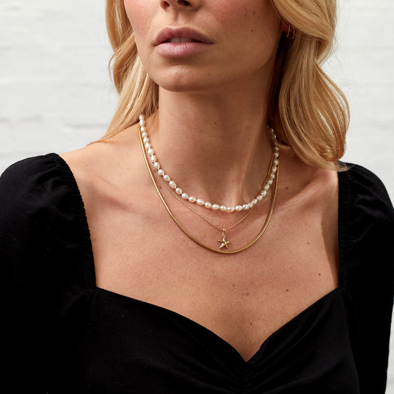 Layering Starfish and Pearl Necklace Set